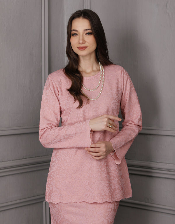 BAJU KURUNG KEDAH IRDINA (CARNATION PINK)